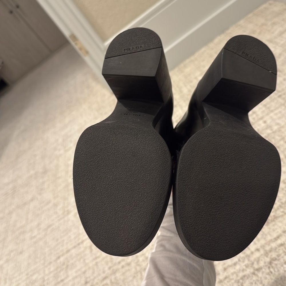 Prada booties - Picture 4 of 7